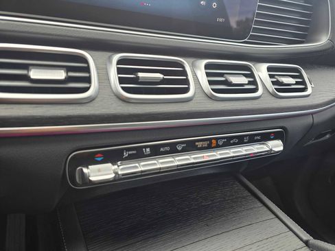 Certified 2026 Mercedes-Benz GLE 450 4MATIC image 31