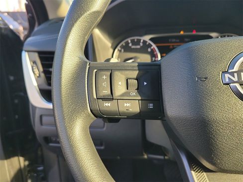 Certified 2025 Nissan Rogue S image 20