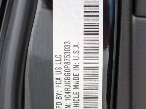 Used 2023 Jeep Grand Cherokee L Limited image 36