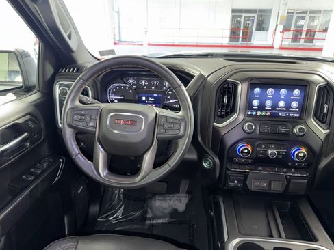 Used 2022 GMC Sierra 1500 AT4 w/ AT4 Premium Package AWD/4WD image 16