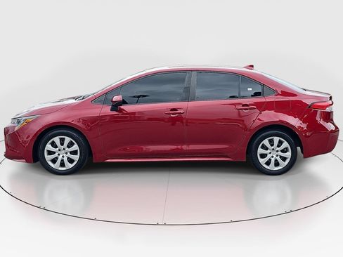 Used 2024 Toyota Corolla LE FWD image 8