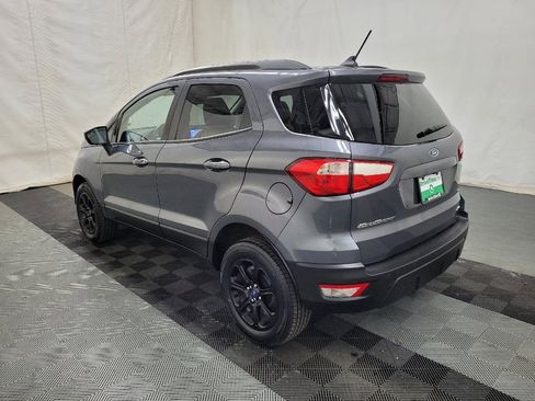 Used 2019 Ford EcoSport SE image 3