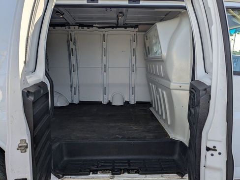 Used 2022 Chevrolet Express 2500 w/ Driver Convenience Package image 14