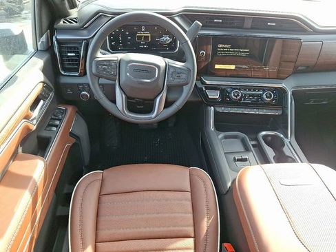 New 2026 GMC Sierra 2500 Denali Ultimate w/ Max Trailering Package image 12