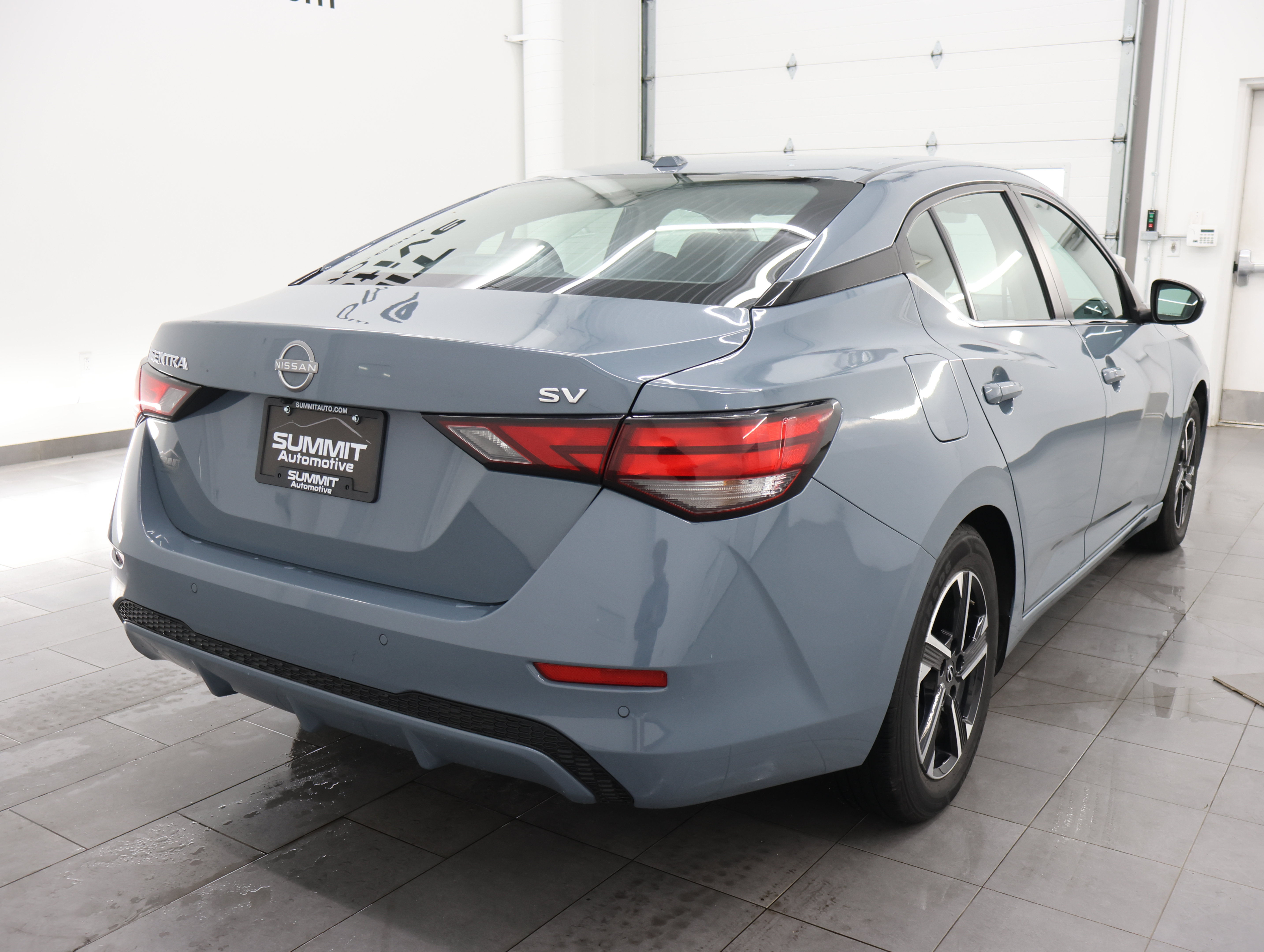 Used 2024 Nissan Sentra SV FWD image 5