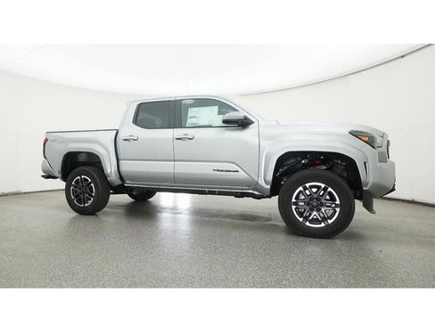 New 2025 Toyota Tacoma TRD Sport image 28