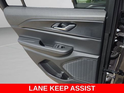 New 2025 Jeep Grand Cherokee Laredo X w/ Luxury Tech Group I image 17