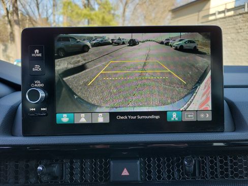 Used 2023 Honda CR-V Sport Touring image 18