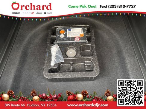 Used 2024 Jeep Compass Limited image 21