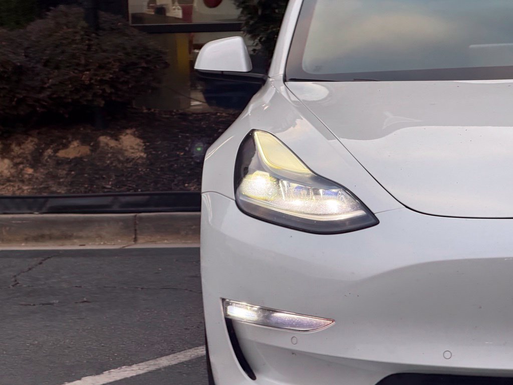 Used 2022 Tesla Model 3 Long Range AWD/4WD image 4