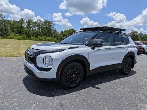 New 2026 Mitsubishi Outlander Trail Edition AWD/4WD image 7