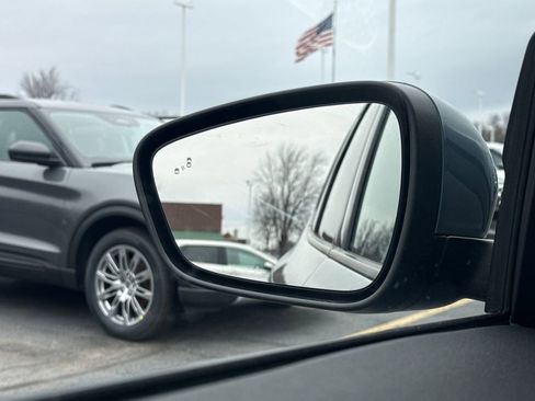 Used 2025 Ford Escape ST-Line Elite image 35