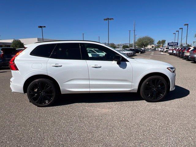Certified 2026 Volvo XC60 B5 Ultra AWD/4WD image 2