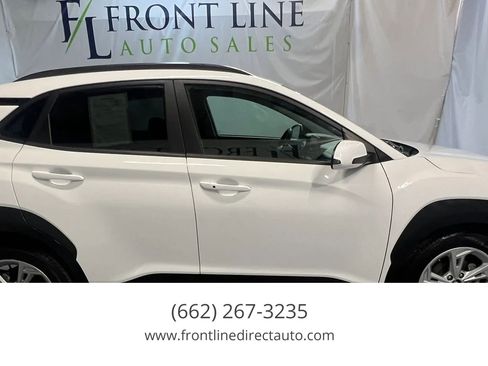 Used 2023 Hyundai Kona SEL w/ Cargo Package FWD image 8