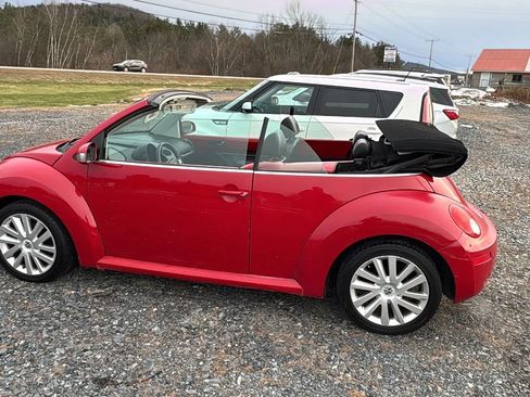 Used 2008 Volkswagen Beetle SE image 20