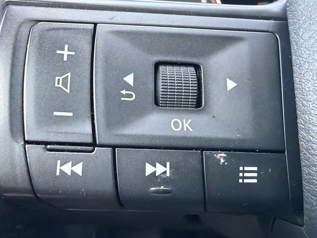 Used 2025 Nissan Rogue SV AWD/4WD image 20