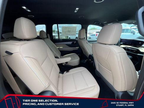 New 2026 Buick Enclave Preferred FWD image 18