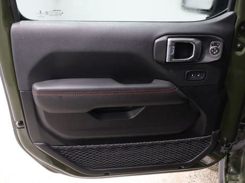 Used 2021 Jeep Wrangler Unlimited Rubicon image 12