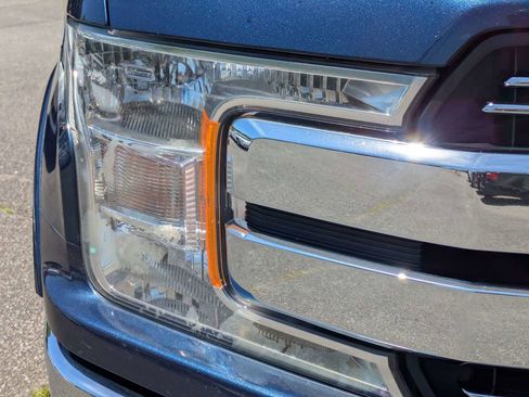 Used 2018 Ford F150 Lariat AWD/4WD image 10