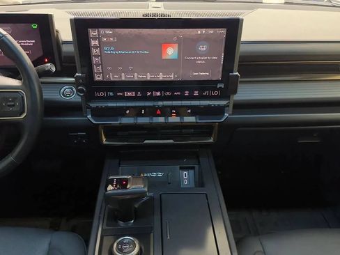 Used 2024 GMC Hummer EV 3X w/ LPO, Cargo Utility Package AWD/4WD image 30