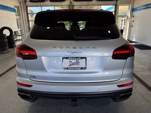 Used 2018 Porsche Cayenne Platinum Edition w/ Premium Package Plus AWD/4WD image 11