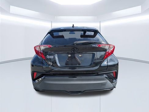 Used 2022 Toyota C-HR Nightshade image 4