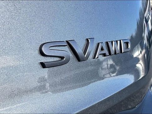 Used 2024 Nissan Rogue SV image 23