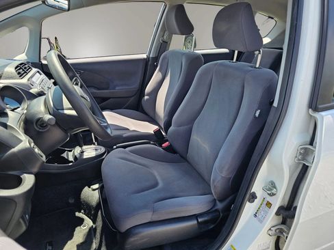 Used 2011 Honda Fit image 4