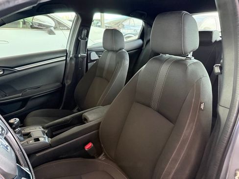Used 2019 Honda Civic Sport image 4