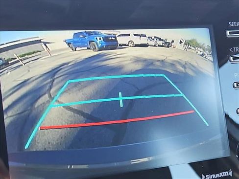 Used 2023 Toyota Camry SE image 13