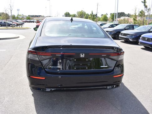 New 2026 Honda Accord EX-L image 8