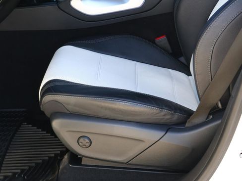 Used 2023 Mercedes-Benz GLE 450 4MATIC image 16