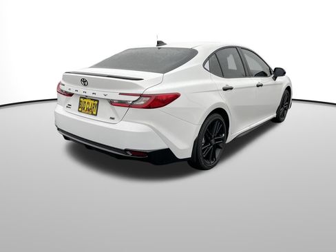 New 2026 Toyota Camry Hybrid w/ Multimedia Upgrade Package image 3