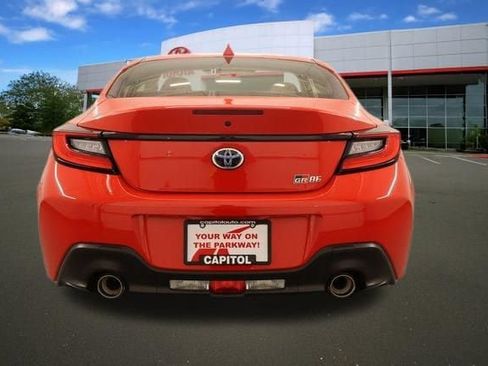New 2026 Toyota GR86 RWD image 4