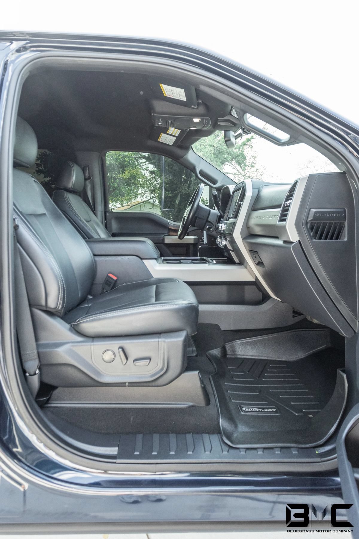 Used 2022 Ford F250 Lariat w/ Lariat Value Package AWD/4WD image 17