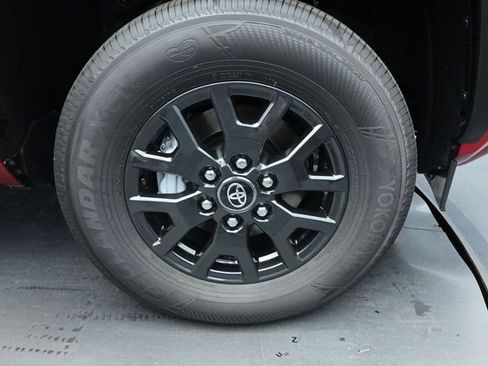 New 2026 Toyota 4Runner SR5 RWD image 15