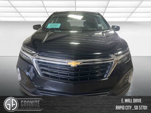 Used 2024 Chevrolet Equinox LT AWD/4WD image 9