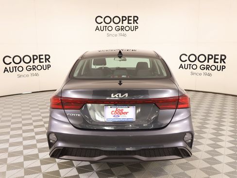 Used 2024 Kia Forte LXS w/ LXS Technology Package FWD image 20