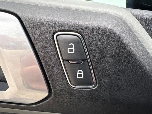 Used 2022 Ford Bronco Badlands AWD/4WD image 32
