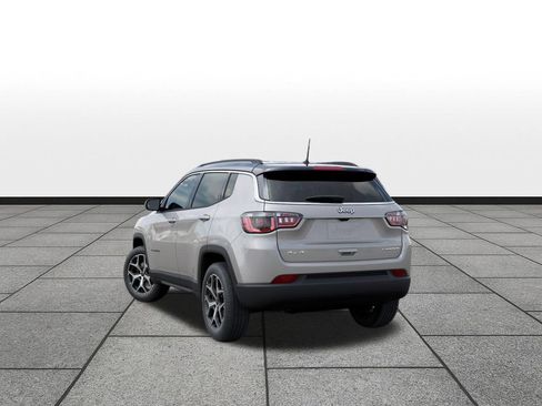 New 2026 Jeep Compass Limited AWD/4WD image 3
