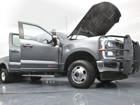 Used 2024 Ford F350 Lariat w/ FX4 Off-Road Package image 45