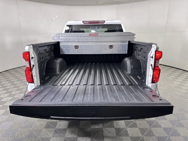 Used 2023 Chevrolet Silverado 1500 LT AWD/4WD image 27