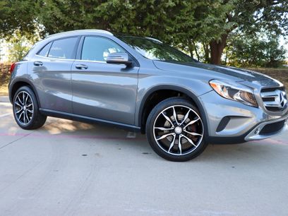 Used 2017 Mercedes-Benz GLA 250 4MATIC w/ Premium Package