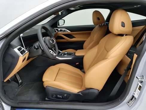 Used 2026 BMW 430i Coupe w/ M Sport Package RWD image 12