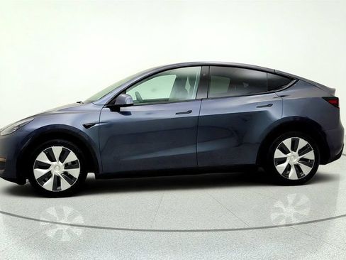 Used 2023 Tesla Model Y Long Range AWD/4WD image 8