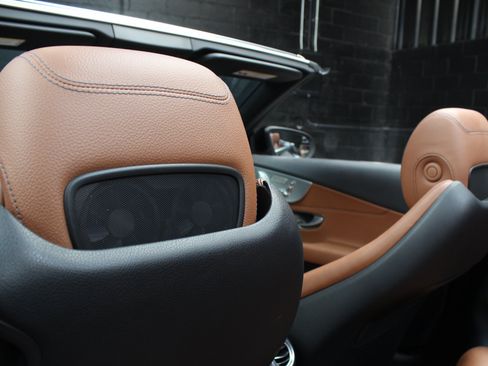 Used 2017 Mercedes-Benz C 300 Cabriolet image 38