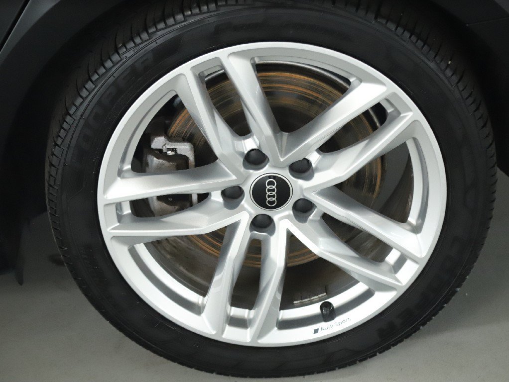 Used 2022 Audi A4 2.0T Premium Plus AWD/4WD image 38