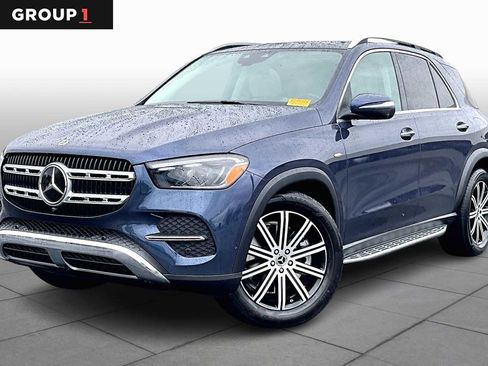Used 2025 Mercedes-Benz GLE 450e 4MATIC image 1