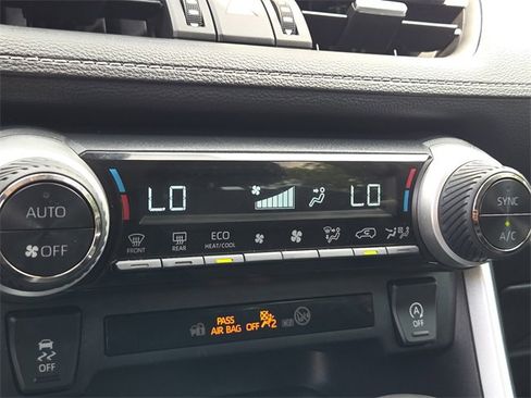 Used 2023 Toyota RAV4 XLE Premium image 21