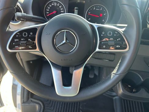 Used 2024 Mercedes-Benz Sprinter 144 Cargo image 12